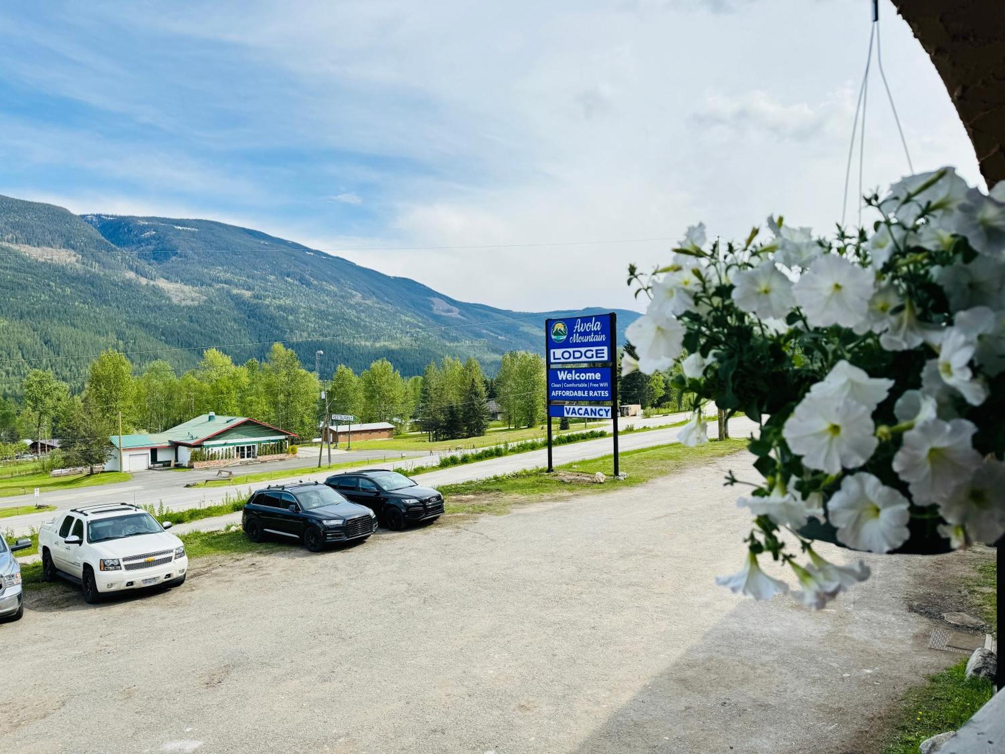 Avola Mountain Lodge Екстериор снимка