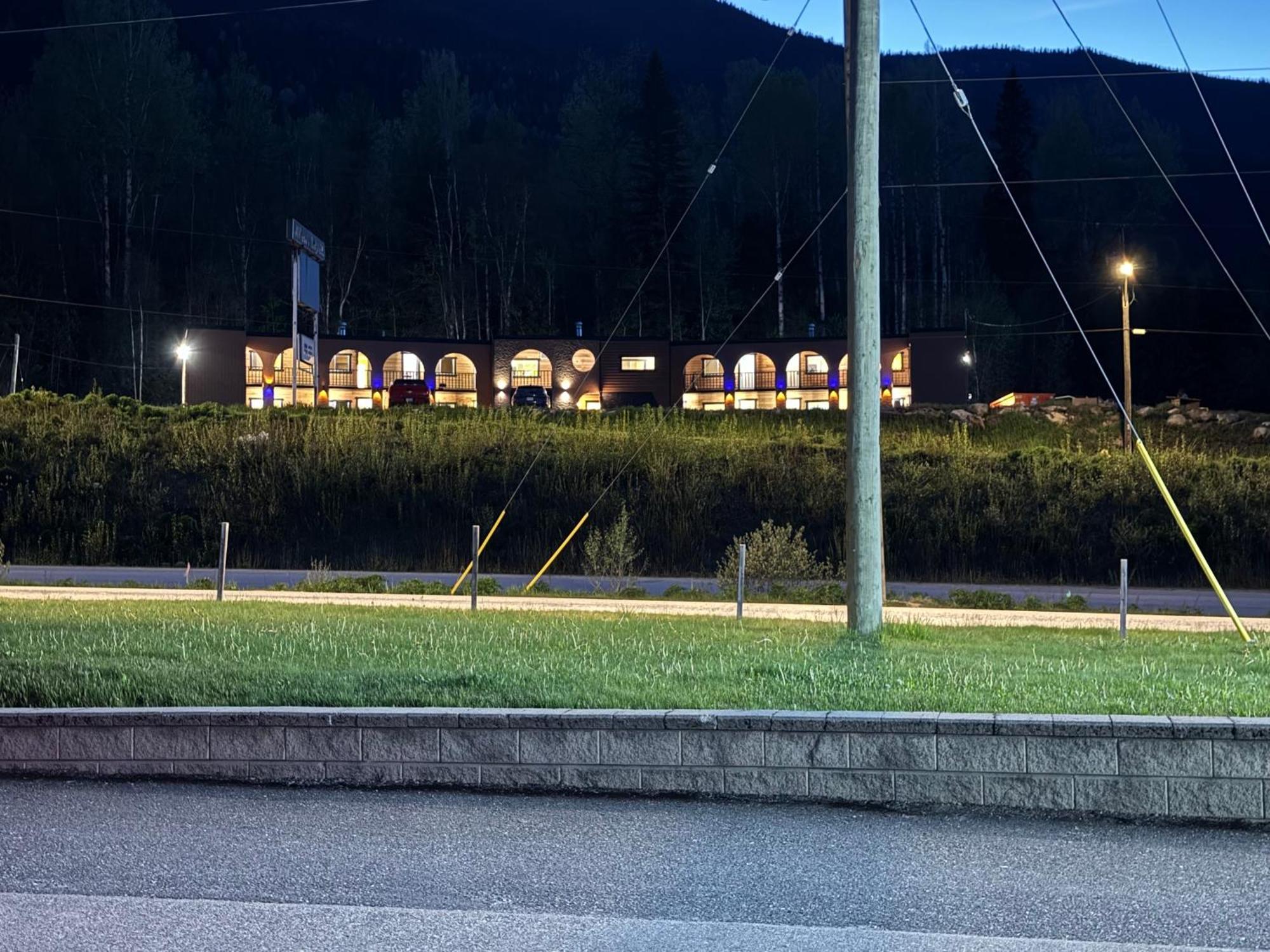 Avola Mountain Lodge Екстериор снимка